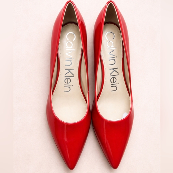 Calvin Klein Gayle PumpCrimson Red9 1/2
